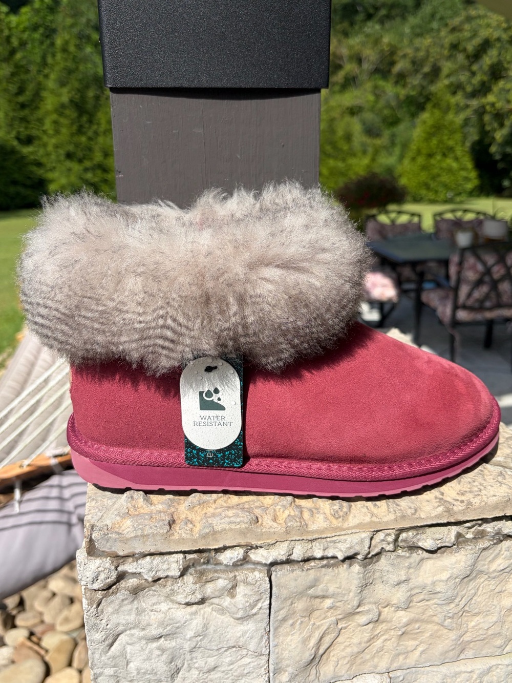 Emu Australia Raspberry Suede Shearling Cuff Water Resistant Boots Size 9.5 💕🌸
